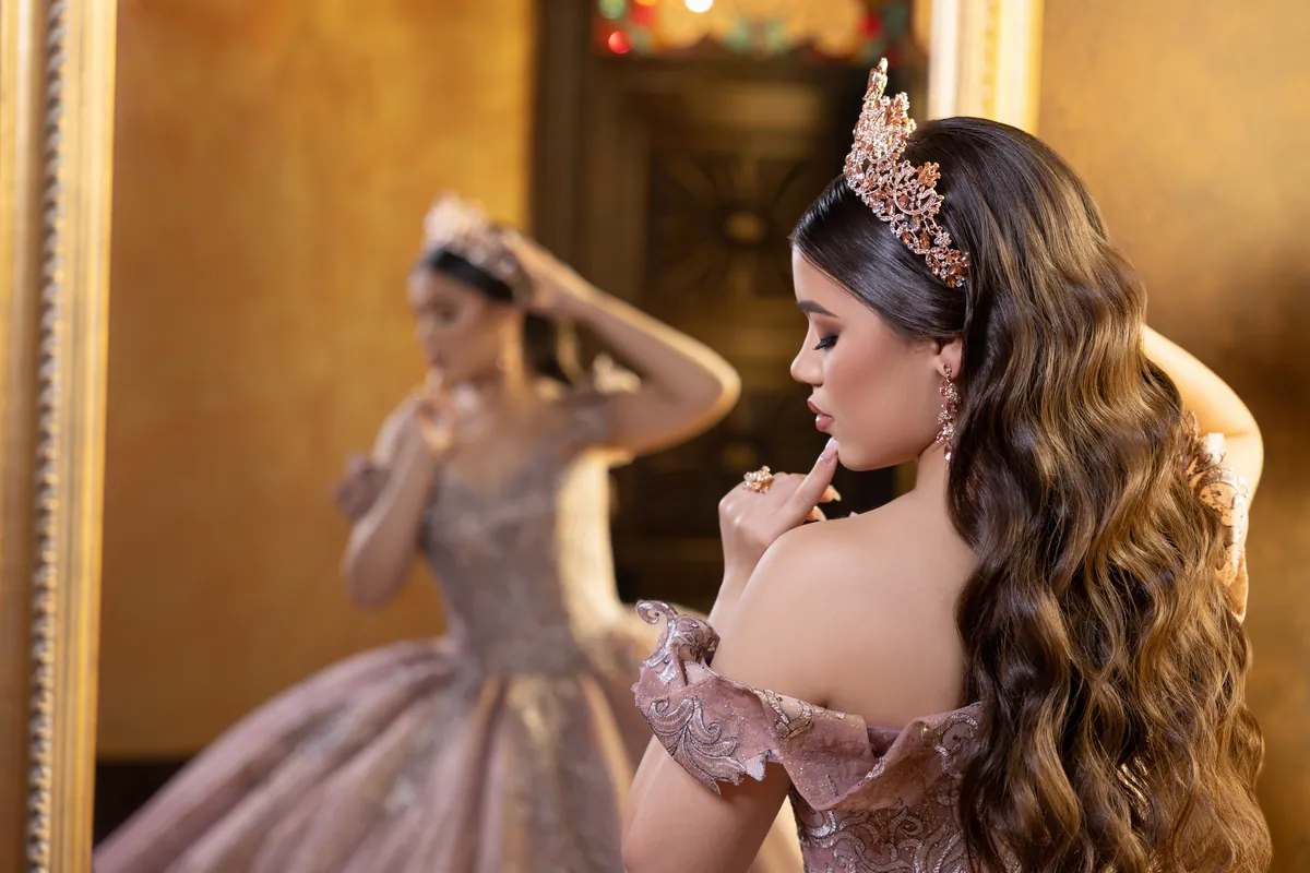 Fotos de quinceañera en Miami — vestido verde | Team Morado